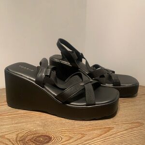 Strappy platform sandals